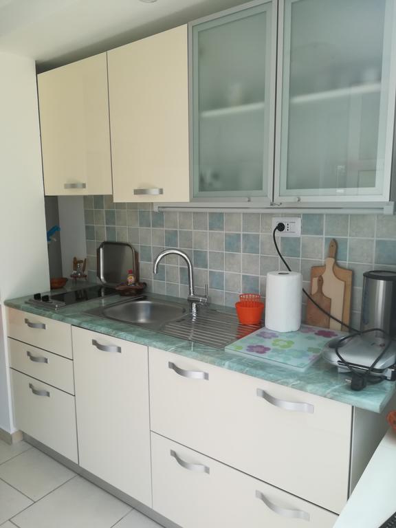 Apartment Neno - Terrace & Parking Veli Losinj Ngoại thất bức ảnh