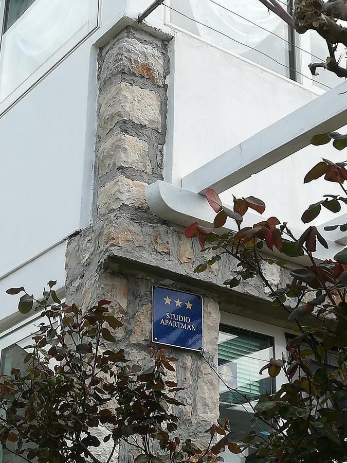 Apartment Neno - Terrace & Parking Veli Losinj Ngoại thất bức ảnh